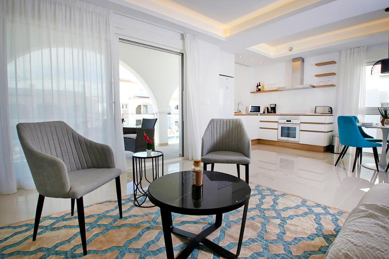 Fortuna 15 - Apartamento Con Azotea Privada Y Piscina Рохалес Екстер'єр фото